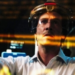 Keanu Reeves is a neuroscientist who just wants to save his family in the sci-fi thriller Replicas